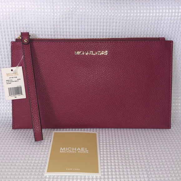 MICHAEL Michael Kors Handbags - Michael Michael Kors Jet Set Berry Large Zip Clutch Wristlet NEW With Tags